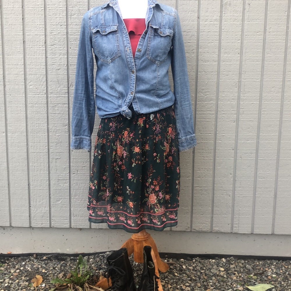 Max Studio Floral Skirt with Elastic Waist. Size M